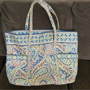 Vera Bradley Large Tote